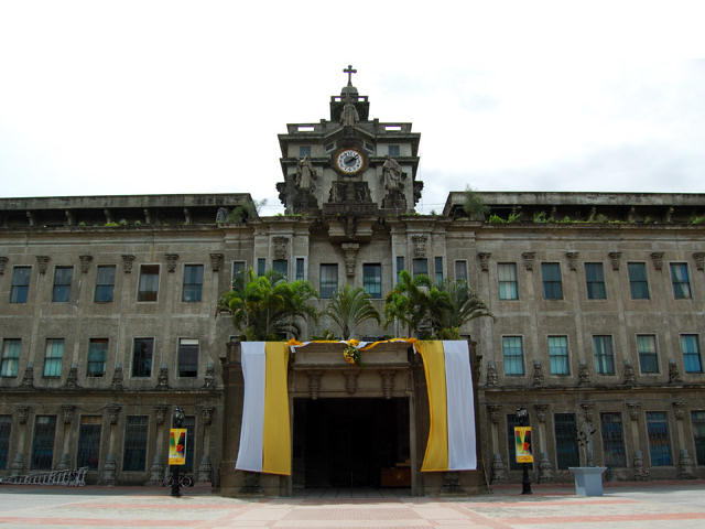 TgEg}Xw(University of Santo Tomas)