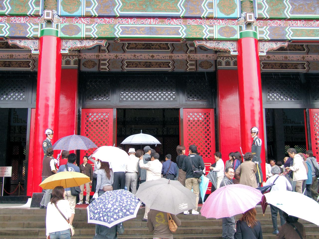 台湾:忠烈祠の大殿